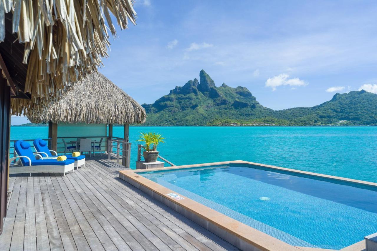 Overwater Royal Villa 2-Bedrooms Pool Mt Otemanu view